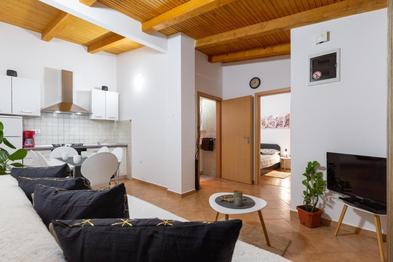 Holiday Home Bukovac Pola Esterno foto