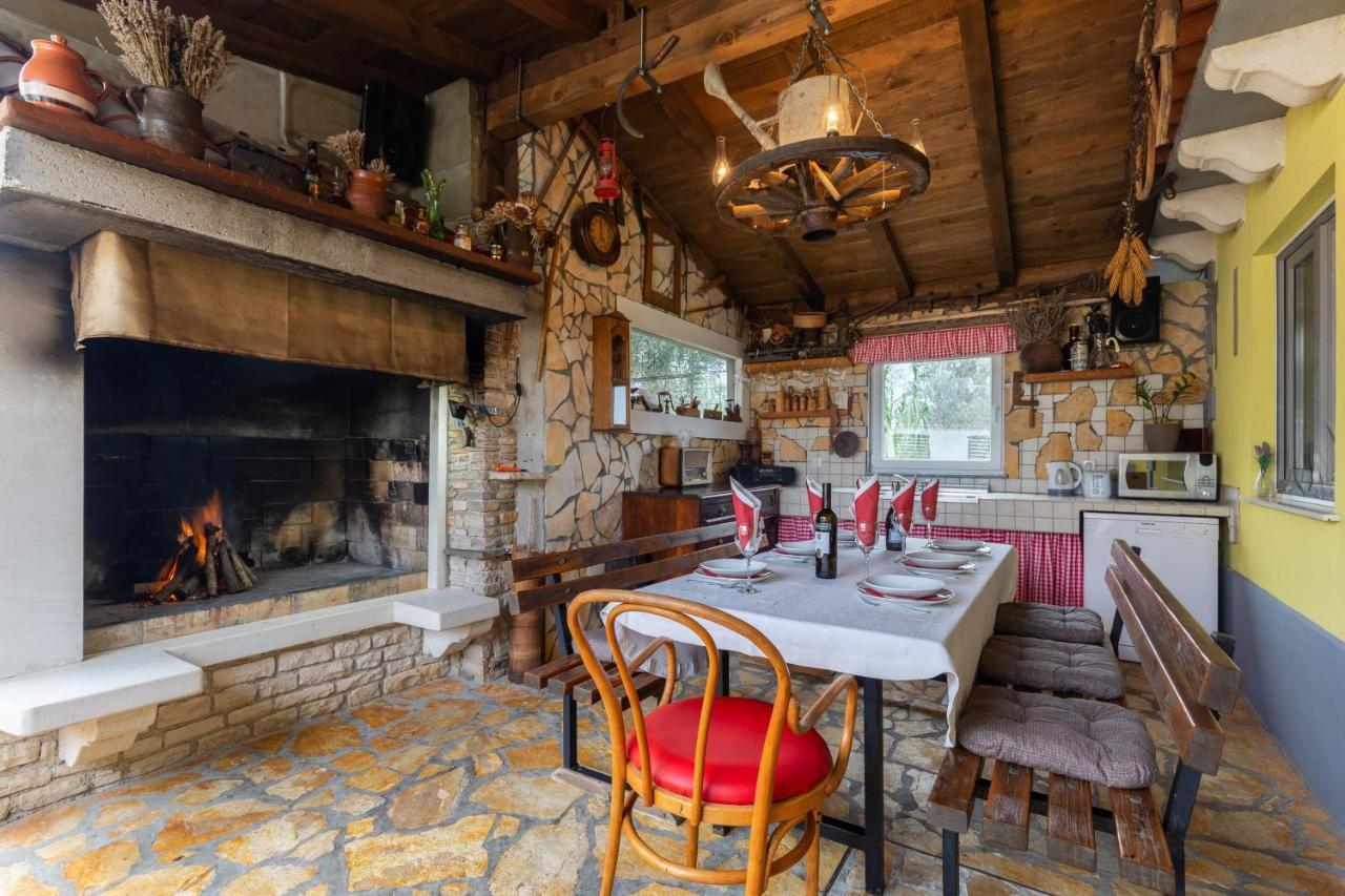 Holiday Home Bukovac Pola Esterno foto